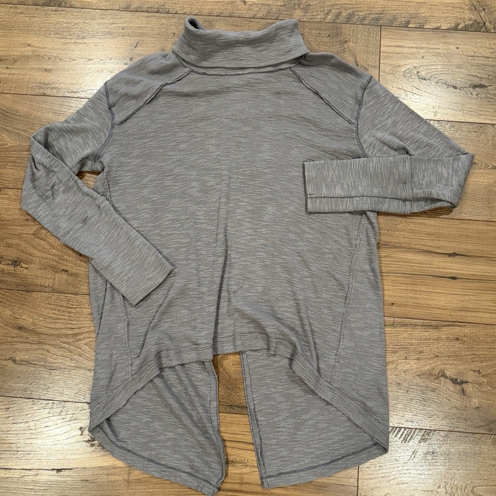 Free People Oversized Turtleneck Split Back Gray Tunic Boho Top Pullover Sz L